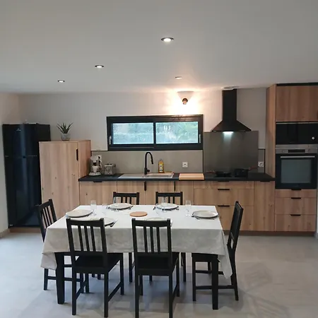 Holiday home Independant Proche Circuit 24h Le Mans
